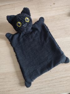 Doudou chat noir - réservé