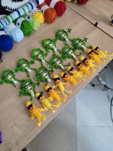 20 peluches salades et frites - réservées